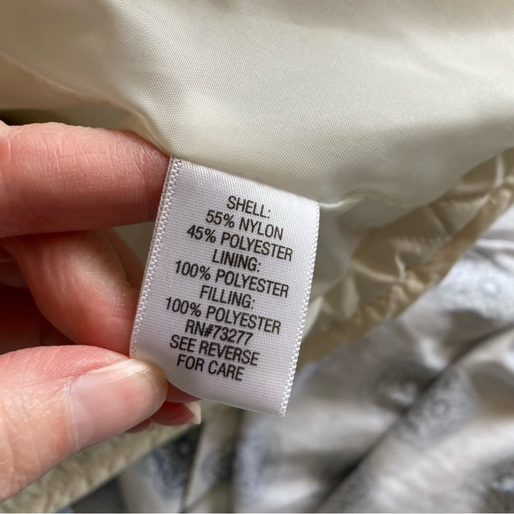 Croft & Barrow women’s size L vest - Picture 5 of 7